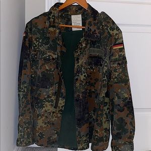 VINTAGE Army/ Camo Jacket 💚